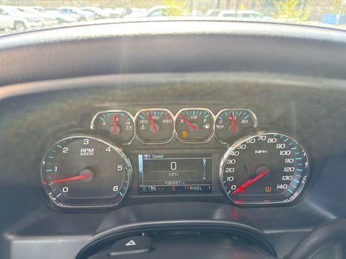 Used 2017 GMC Sierra 2500 SLE w/ Suspension Package, Off-Road image 19