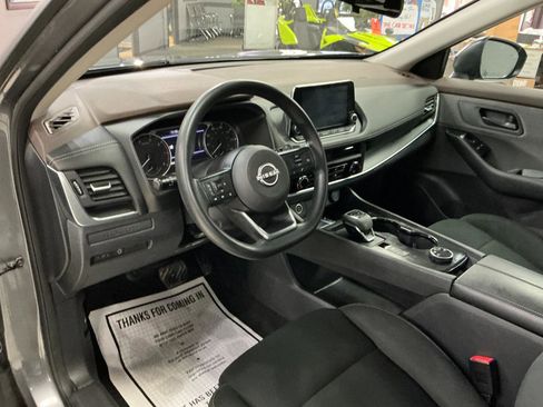 Used 2023 Nissan Rogue S image 13