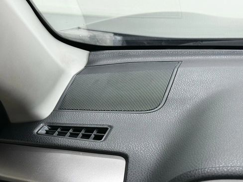 Used 2016 Toyota RAV4 LE FWD image 31