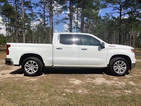 Used 2023 Chevrolet Silverado 1500 LTZ image 7