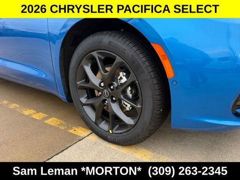 New 2026 Chrysler Pacifica Select w/ S Appearance Package image 4