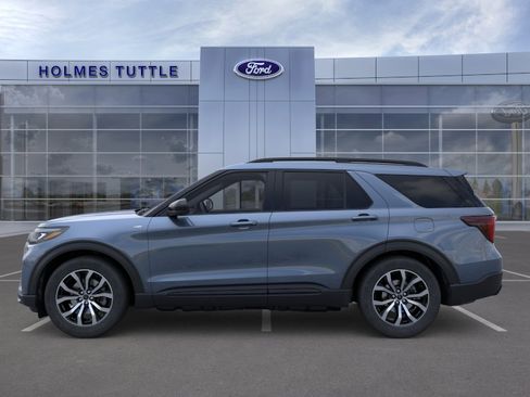 New 2026 Ford Explorer ST-Line AWD/4WD image 3