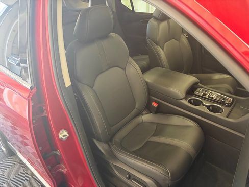 Used 2025 Honda Pilot Touring image 38