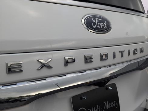 Used 2024 Ford Expedition Max Limited image 35
