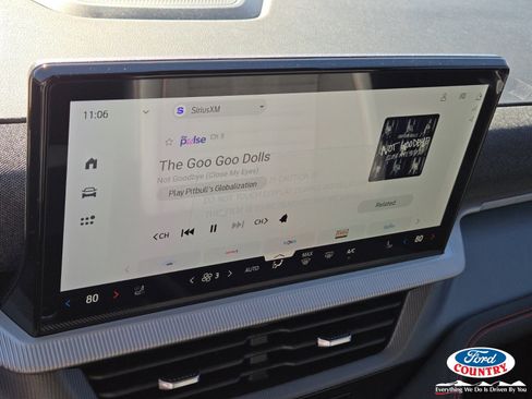 New 2026 Ford Explorer ST-Line w/ ST-Line Street Pack image 12