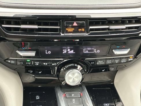Certified 2023 Acura MDX SH-AWD w/ Technology Package image 19