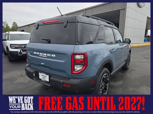 New 2025 Ford Bronco Sport Outer Banks w/ Outer Banks Tech Package+ AWD/4WD image 4