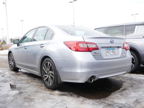 Used 2017 Subaru Legacy 2.5i Sport image 4