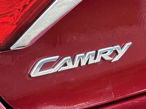 Used 2017 Toyota Camry XLE FWD image 17