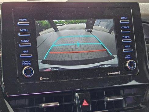 Used 2021 Toyota Camry SE w/ Carpet Mat Package (TMS) FWD image 11