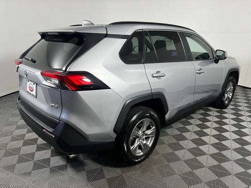 Certified 2025 Toyota RAV4 XLE FWD image 5