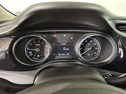 Used 2021 Buick Encore GX Preferred w/ Cold Weather Comfort Package AWD/4WD image 20