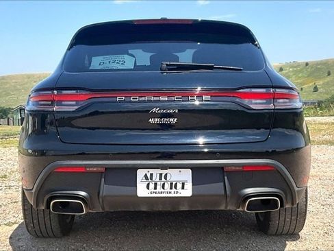 Used 2024 Porsche Macan AWD/4WD image 6