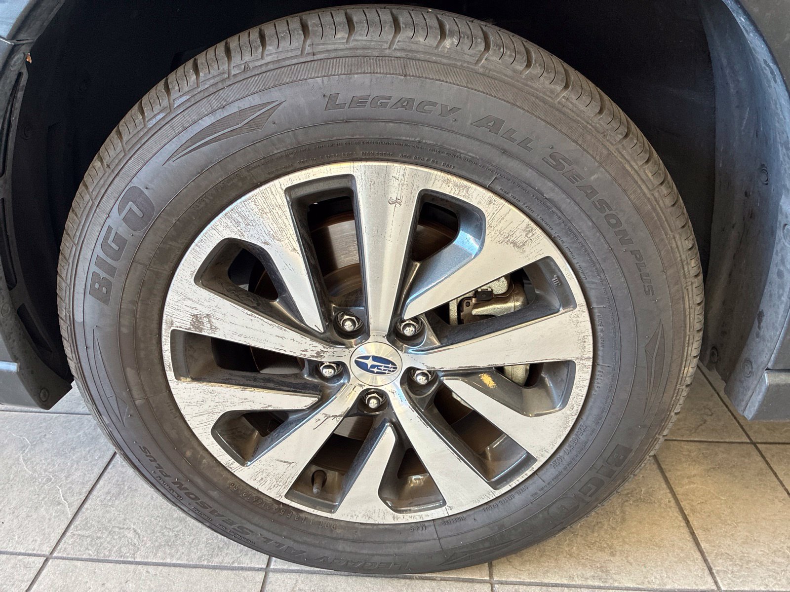 Used 2023 Subaru Outback Premium AWD/4WD image 6