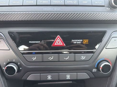 Used 2018 Hyundai Elantra Sport image 30