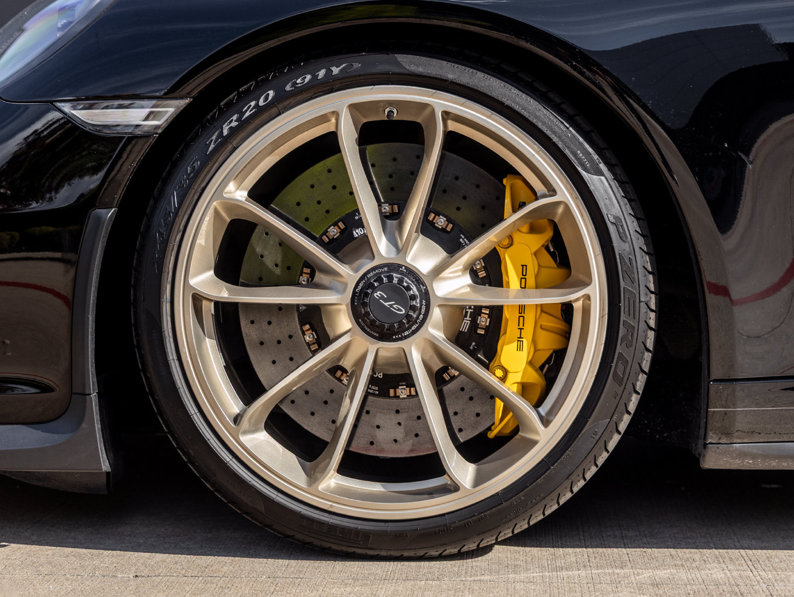Used 2015 Porsche 911 GT3 RWD image 18