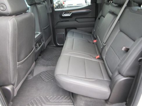 Certified 2025 Chevrolet Silverado 1500 LT Trail Boss w/ Convenience Package II AWD/4WD image 16