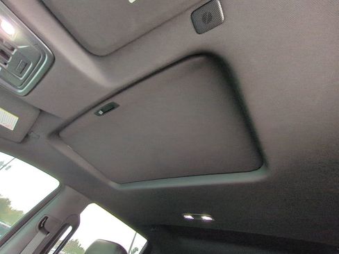 Used 2020 GMC Sierra 2500 AT4 w/ AT4 Premium Package image 20