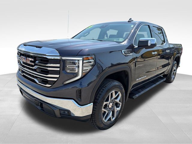 Used 2024 GMC Sierra 1500 SLT AWD/4WD image 3