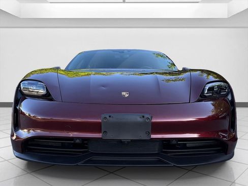 Used 2022 Porsche Taycan RWD image 8