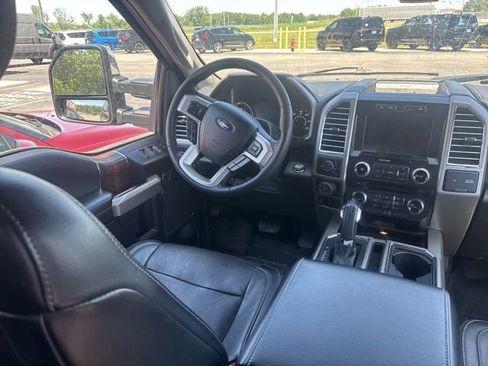 Used 2016 Ford F150 Lariat w/ Equipment Group 502A Luxury AWD/4WD image 7