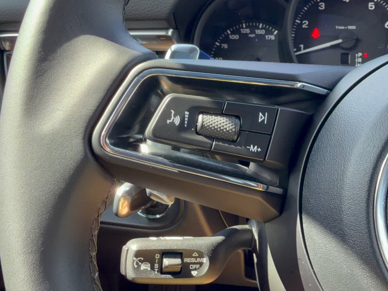 Certified 2026 Porsche Macan AWD/4WD image 18