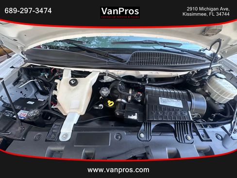 Used 2018 Chevrolet Express 3500 LT w/ LT Preferred Equipment Group image 16