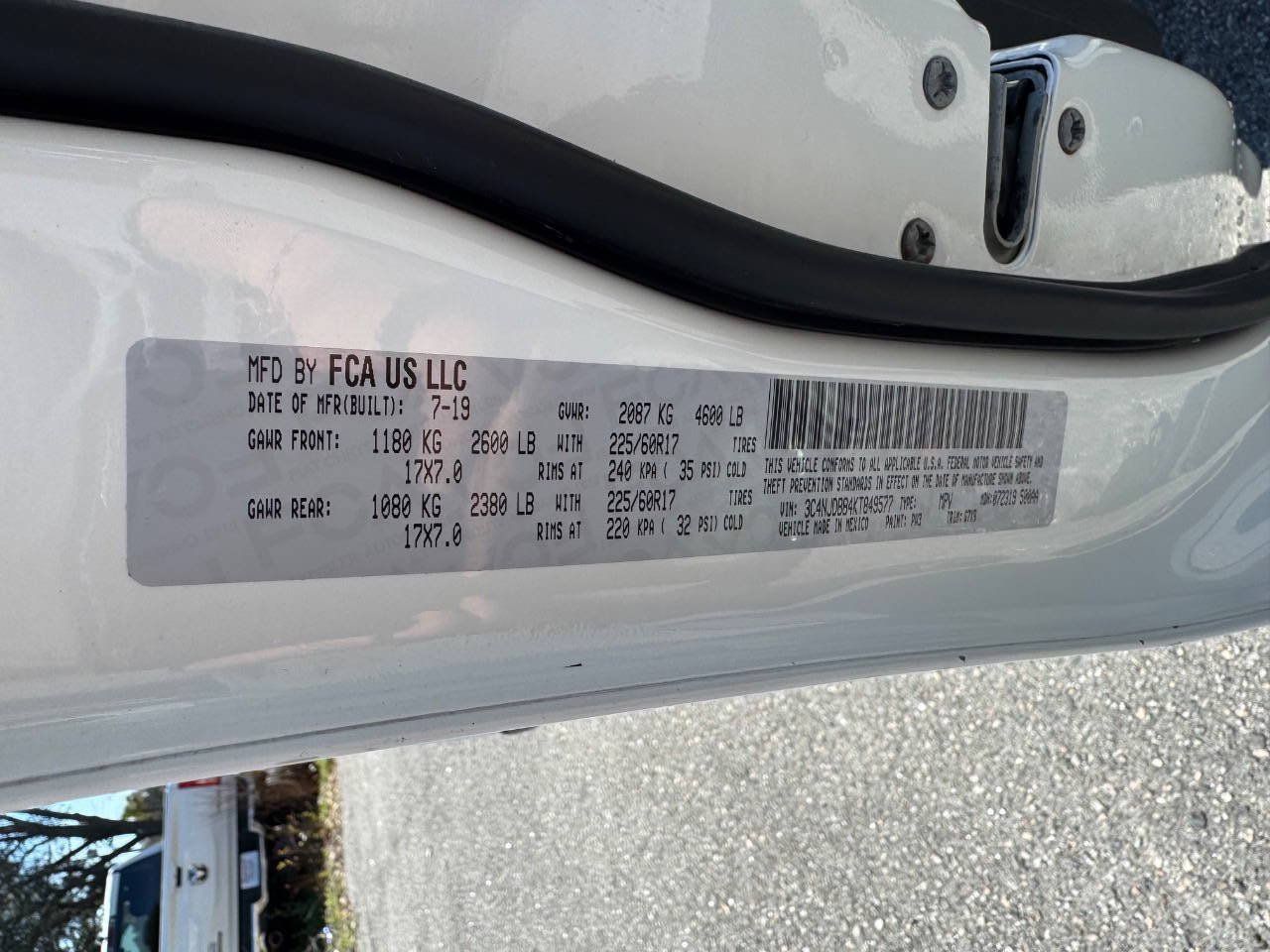 Used 2019 Jeep Compass Latitude AWD/4WD image 53