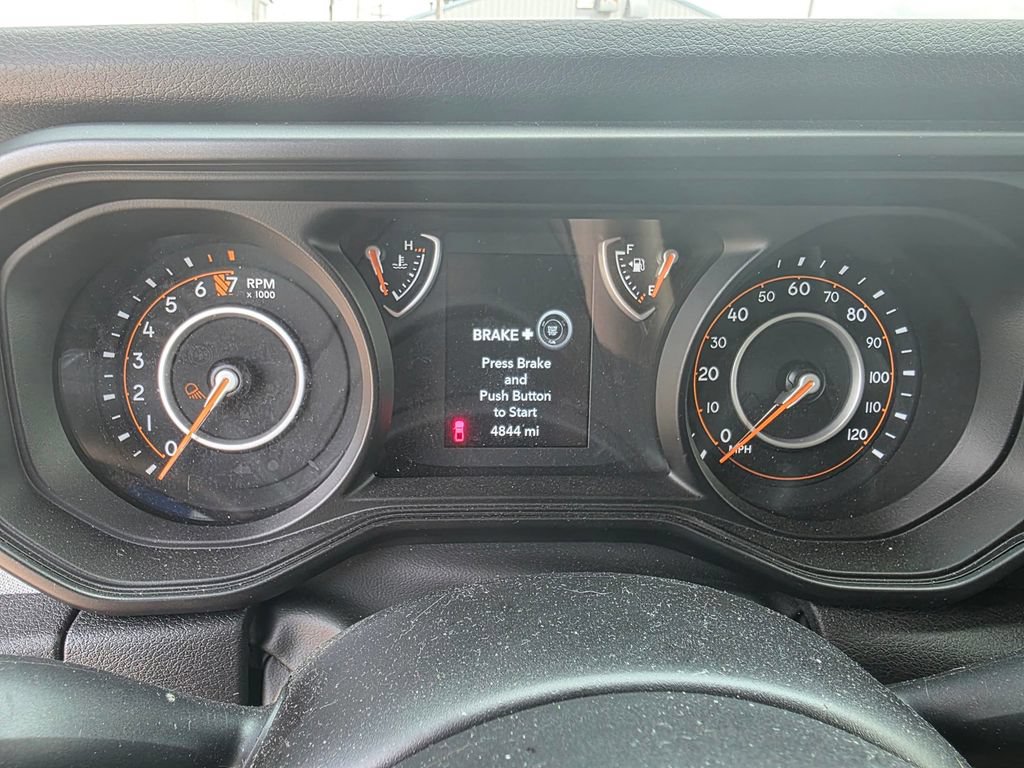 Used 2025 Jeep Gladiator Sport AWD/4WD image 16