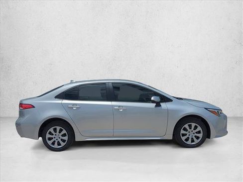 New 2026 Toyota Corolla LE FWD image 4