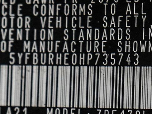 Used 2017 Toyota Corolla XLE FWD image 26