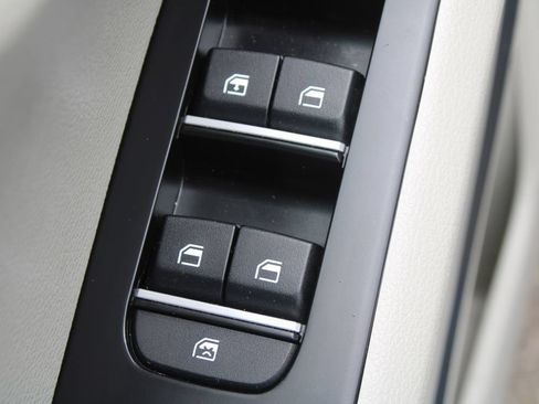 Certified 2024 Kia Soul EX FWD image 19