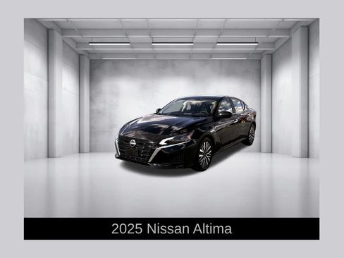 Used 2025 Nissan Altima 2.5 SV FWD image 1