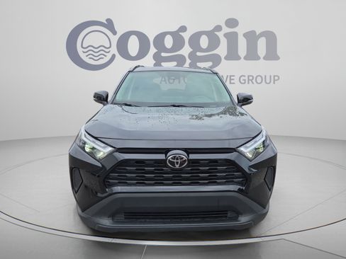 Used 2024 Toyota RAV4 XLE AWD/4WD image 8