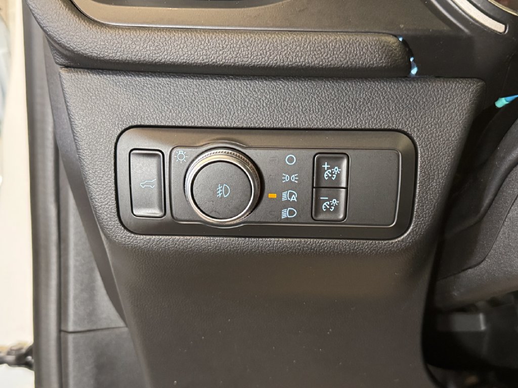 Used 2021 Ford Escape SEL AWD/4WD image 18