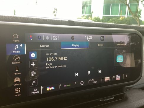 Used 2025 Jeep Wrangler Unlimited Sport AWD/4WD image 14
