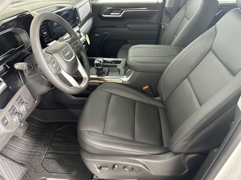 New 2025 GMC Sierra 1500 Elevation w/ Elevation Premium Package image 7