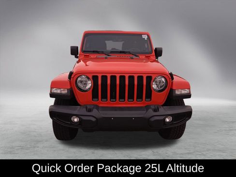 Certified 2023 Jeep Wrangler Altitude image 3