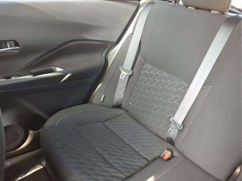 Certified 2021 Nissan Kicks SV image 17