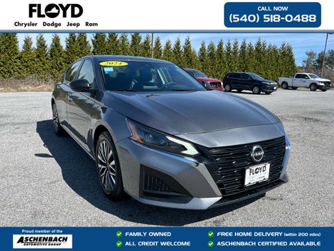 Used 2024 Nissan Altima 2.5 SV FWD image 1
