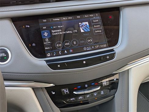 Certified 2021 Cadillac XT5 Premium Luxury image 14