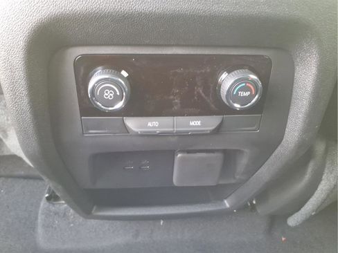 New 2026 Chevrolet Traverse LT w/ Midnight/Sport Edition image 13