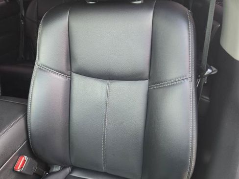 Certified 2020 Nissan Pathfinder SL FWD image 16