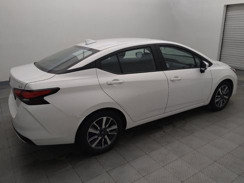 Used 2024 Nissan Versa SV FWD image 10