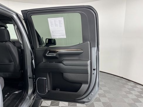 Used 2024 GMC Sierra 1500 Elevation w/ LPO, Elevation Black Package image 40