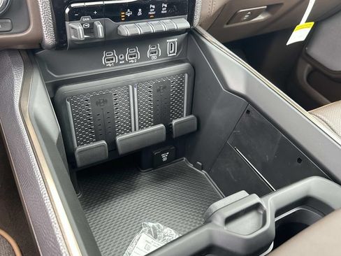 New 2026 RAM 1500 Limited w/ Bed Utility Group AWD/4WD image 26