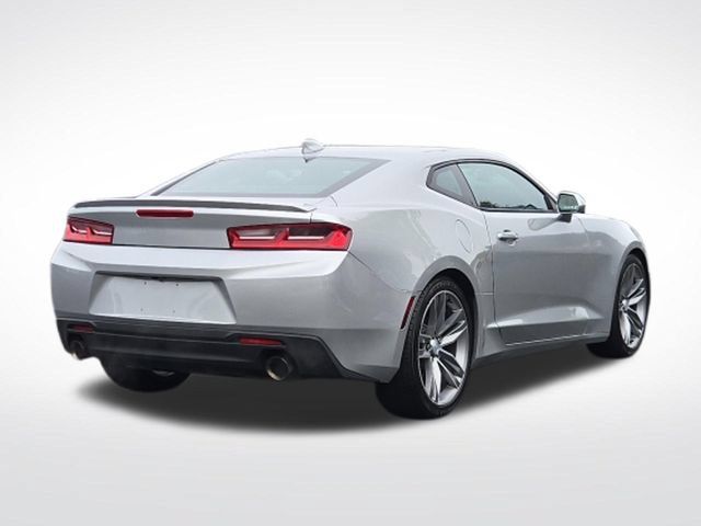 Used 2018 Chevrolet Camaro LT w/ RS Package RWD image 7