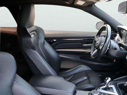 Used 2015 BMW M4 Coupe RWD image 9