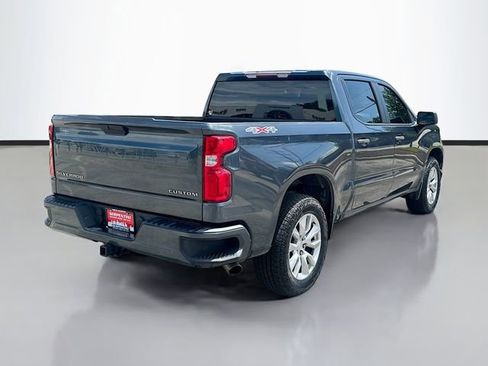 Used 2019 Chevrolet Silverado 1500 Custom w/ Custom Value Package AWD/4WD image 6