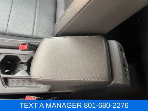Used 2020 Volkswagen Tiguan SE FWD image 23